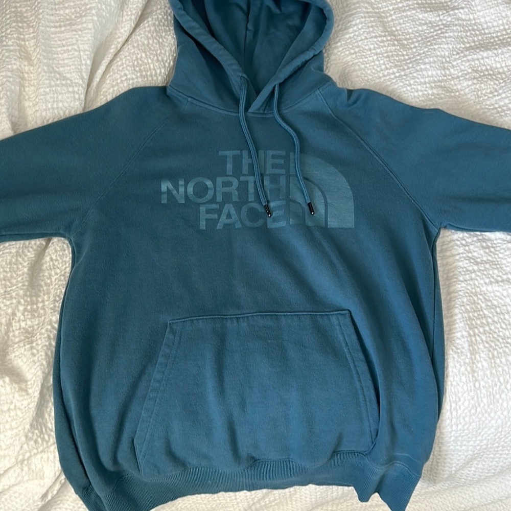 the north face blue women’s sweatshirt